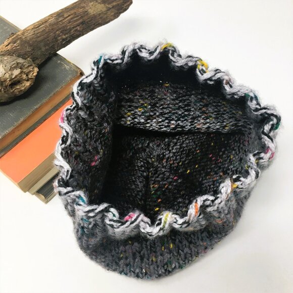 Handknitted Grey Black Tweed Ombré Ribbed Edge Beanie Hat - Picture 7 of 15